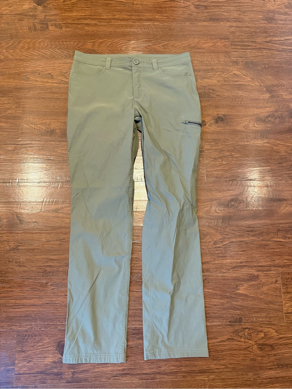 Eddie Bauer Olive Green Women’s Hiking Pants with Zip Thigh Pocket